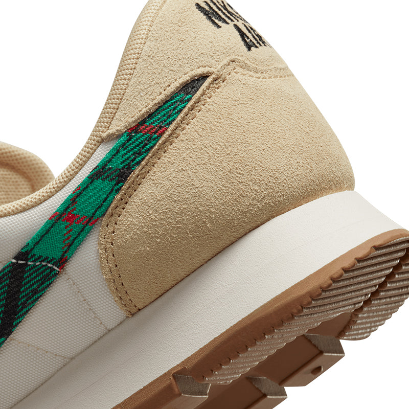 Nike Men's Air Pegasus '83 SE