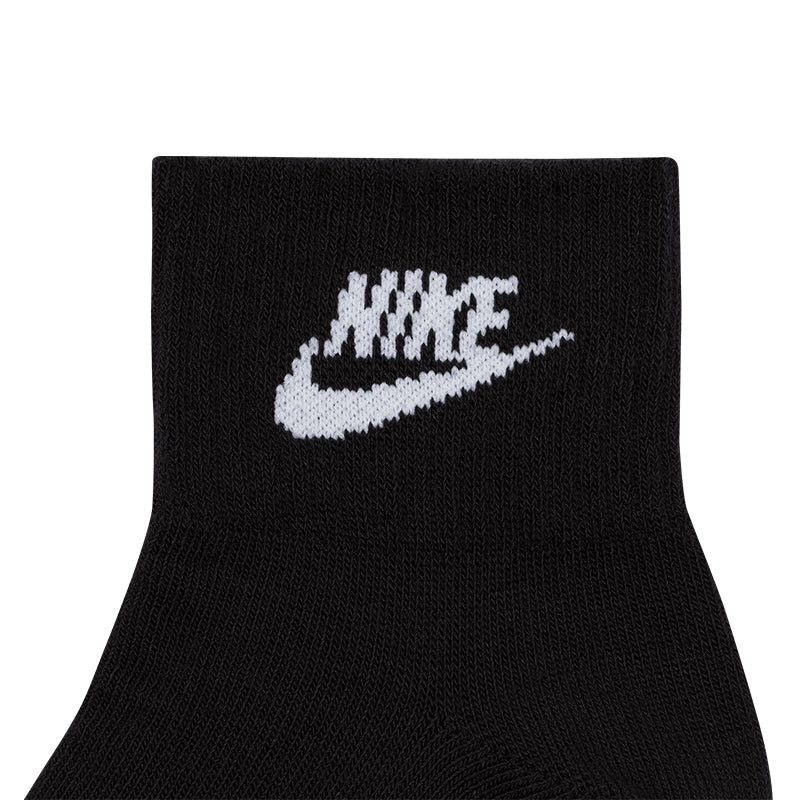 Nike Unisex Everyday Essential Ankle Socks (3 Pairs)