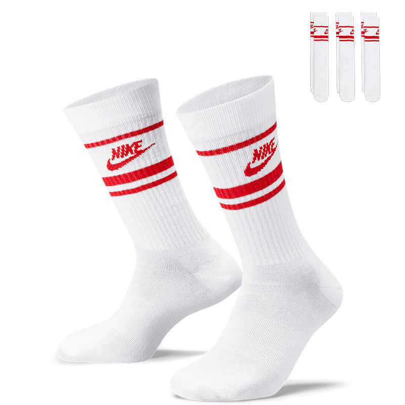 Nike Unisex Sportswear Everyday Essential Crew Socks (3 Pairs)