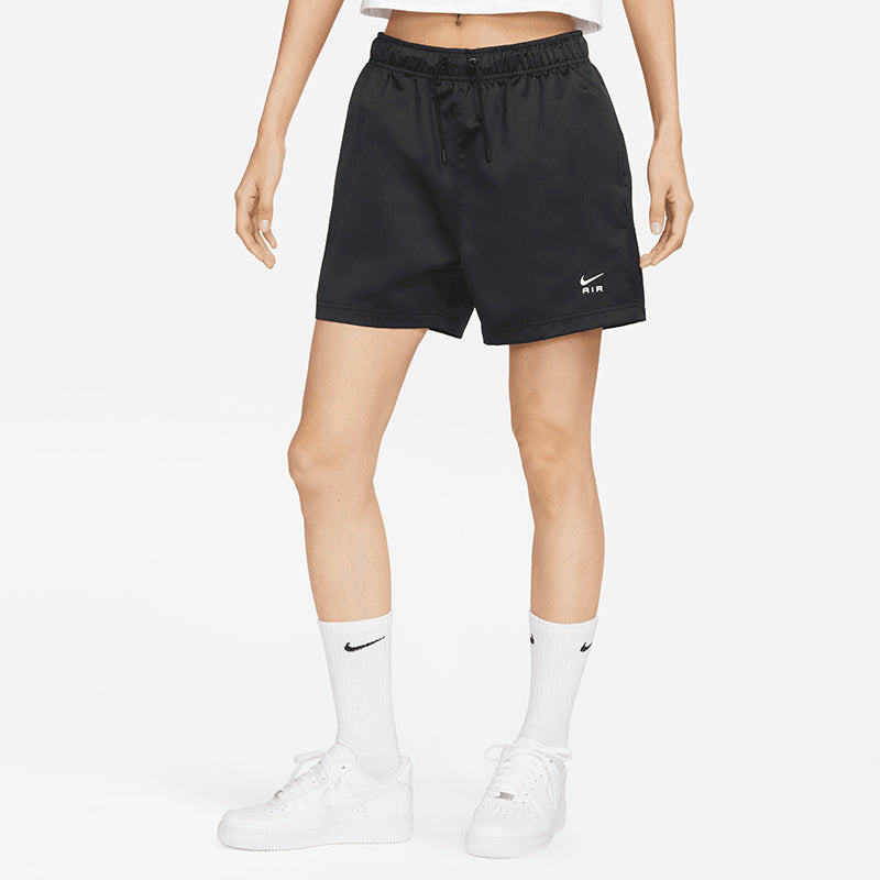 Nike Women's Sportswear Woven High-Rise Shorts