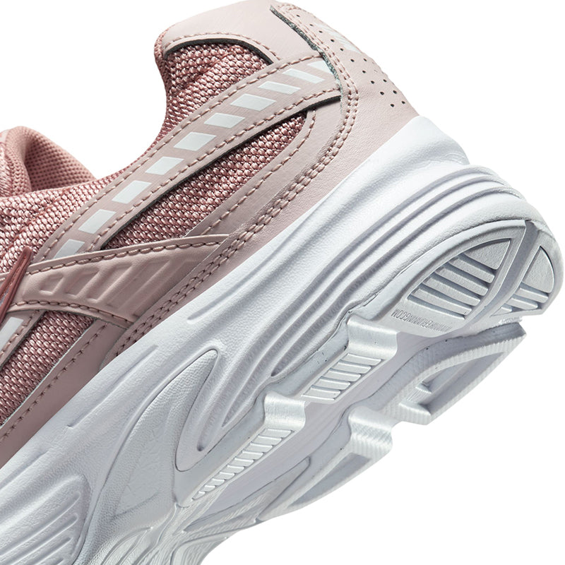 Nike Women's Initiator