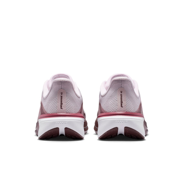 Nike Women's Pegasus 42