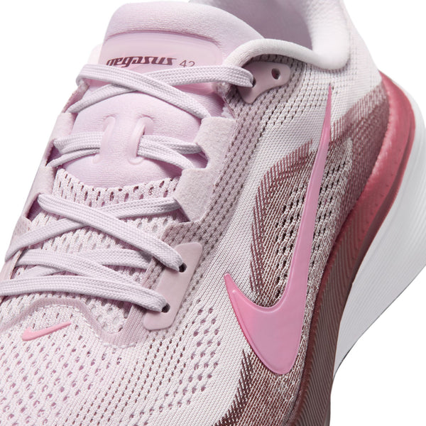 Nike Women's Pegasus 42