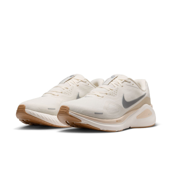 Nike Men's Structure 26