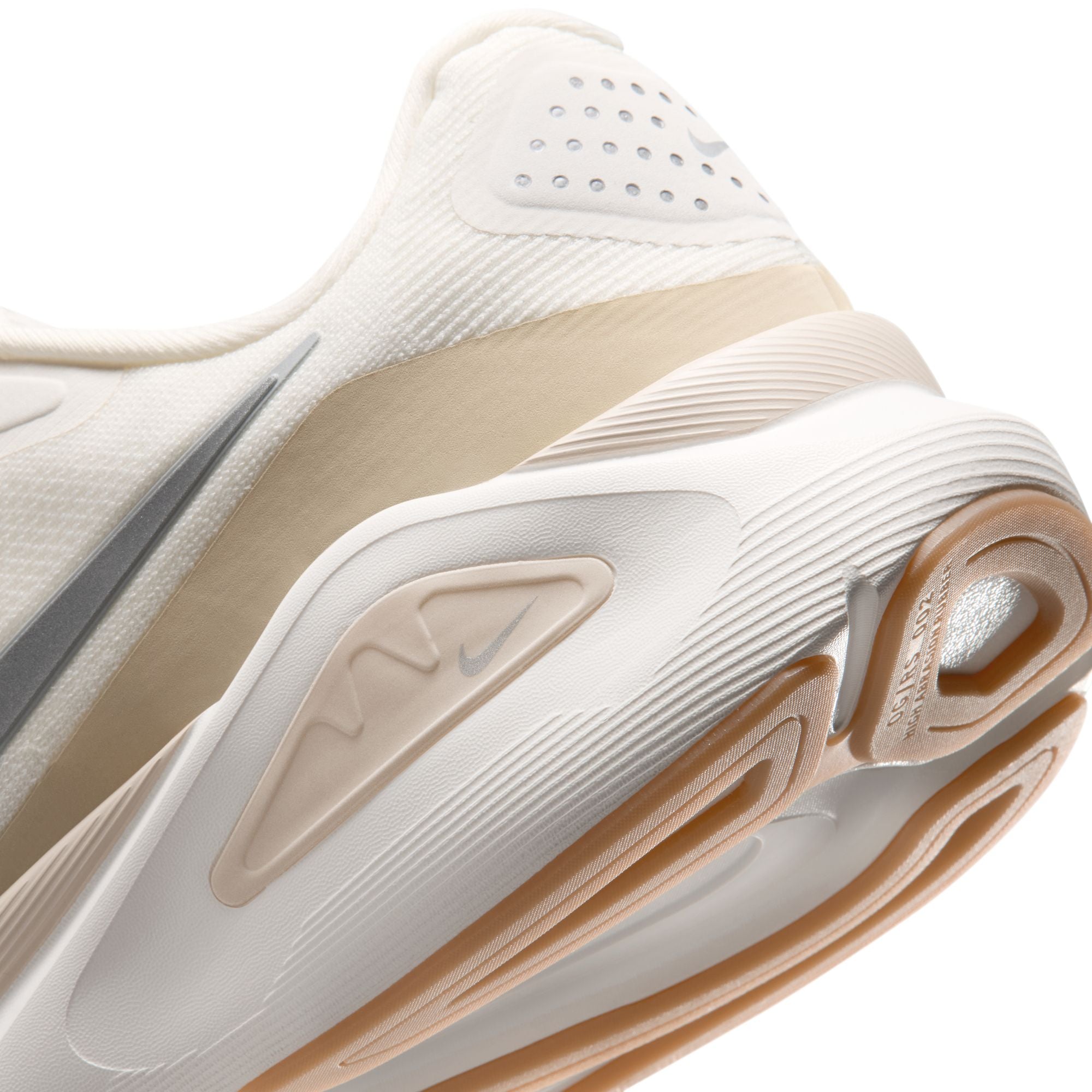 Nike Men's Structure 26