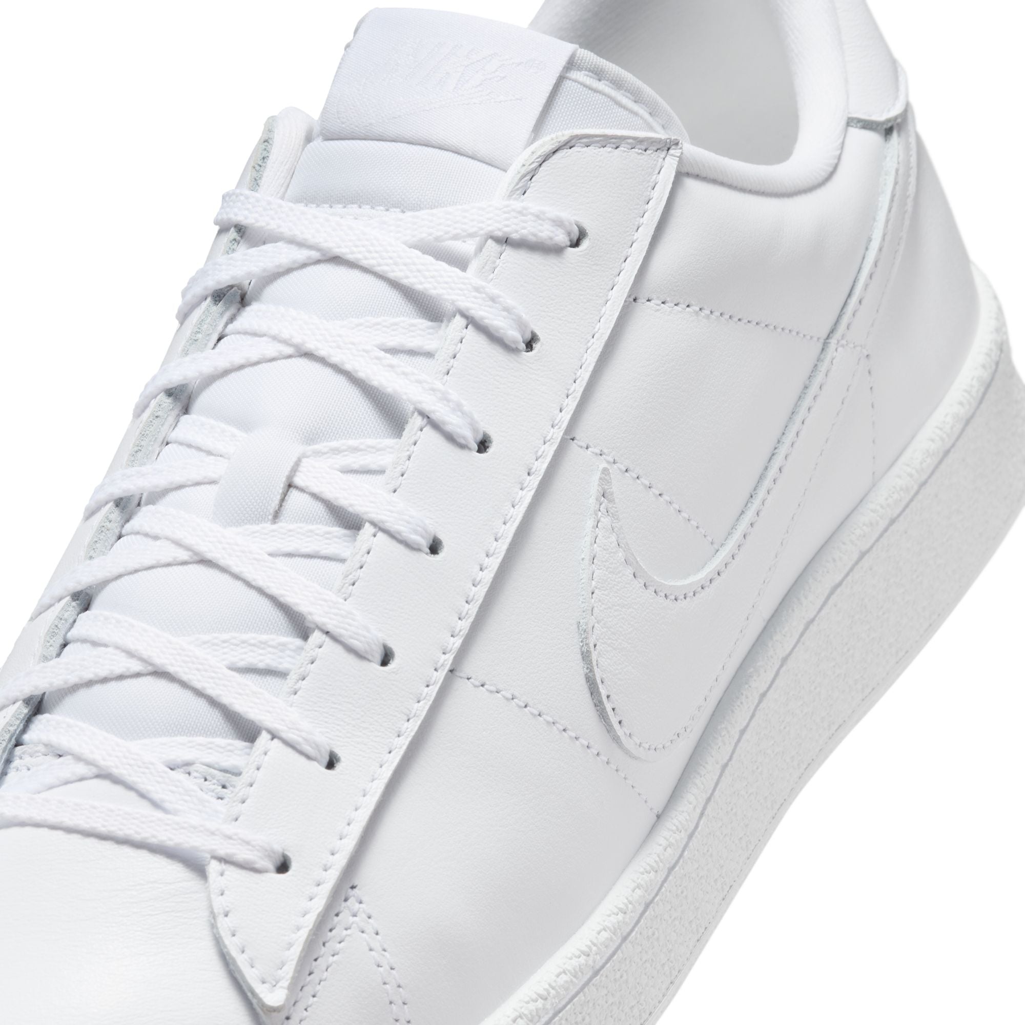 Nike Men's Tennis Classic