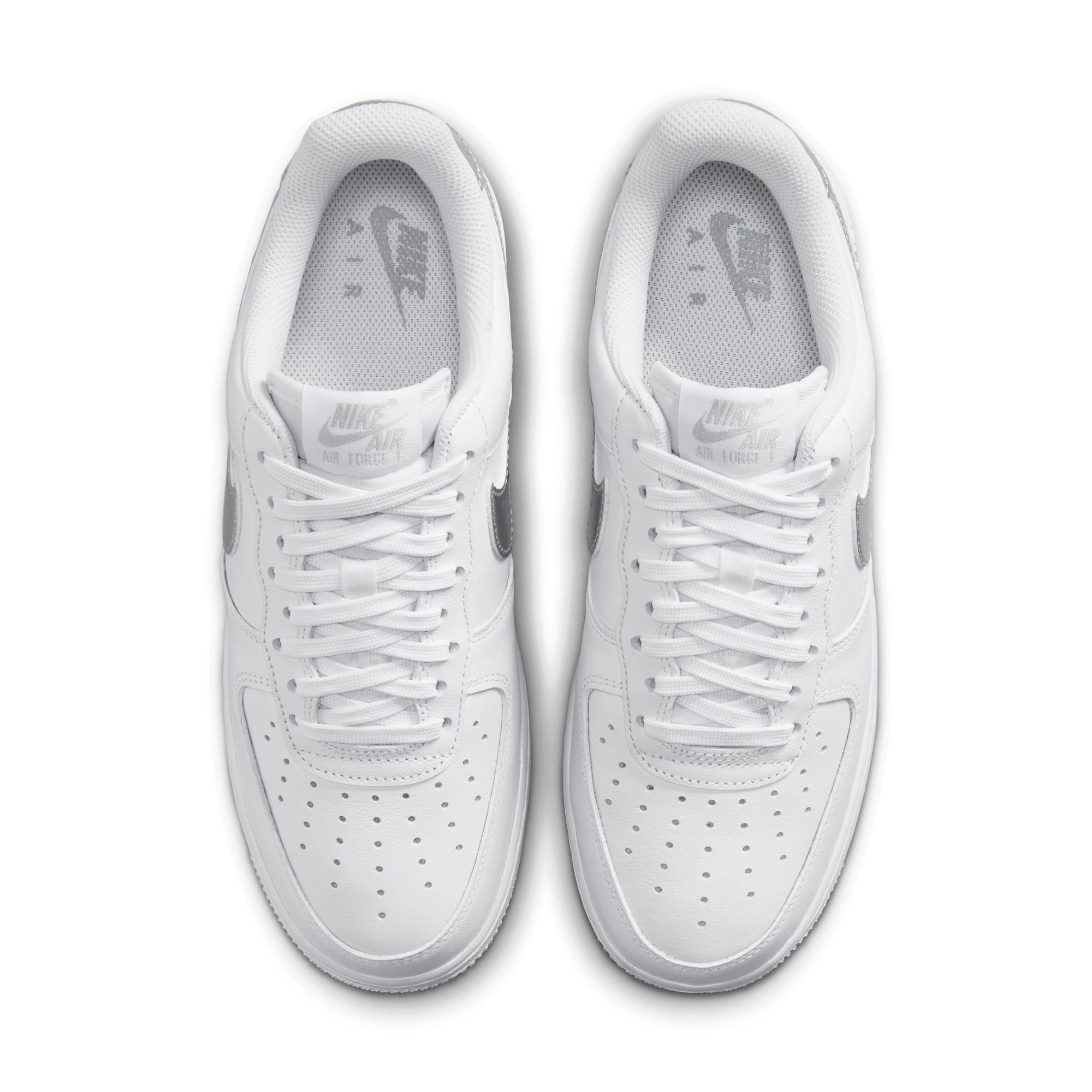 Nike Women's Air Force 1'07 SE