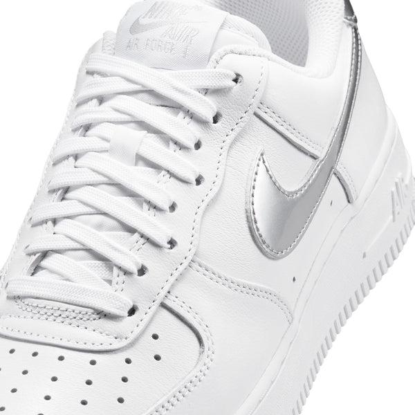 Nike Women's Air Force 1'07 SE