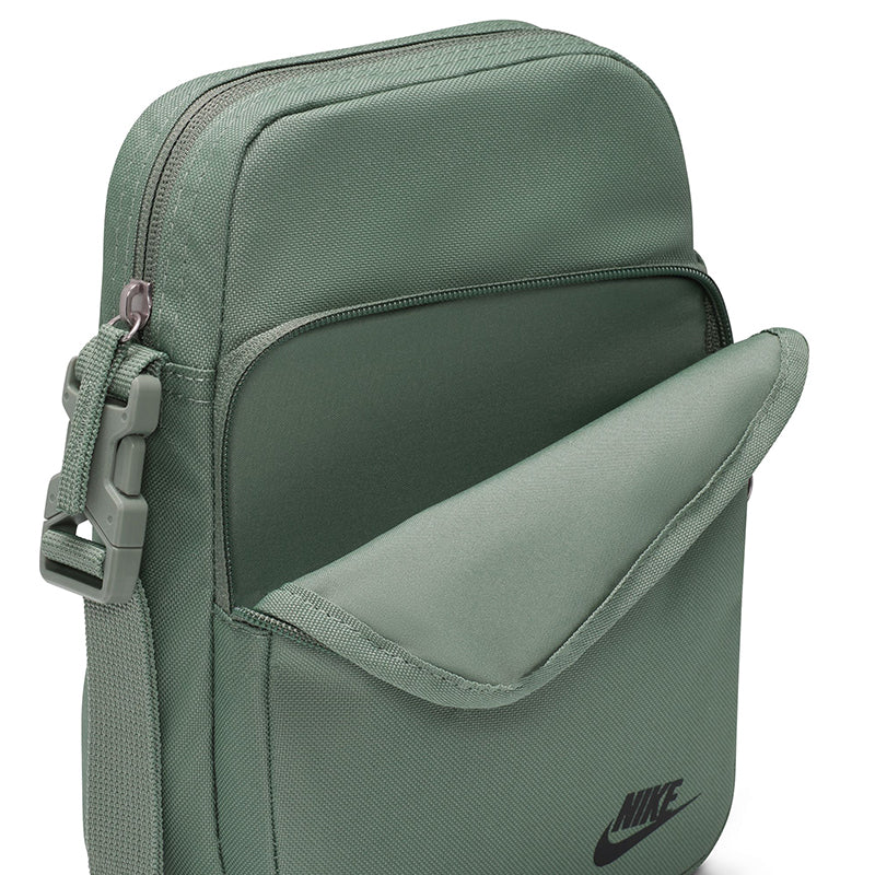Nike Unisex Heritage Crossbody Bag (4L)