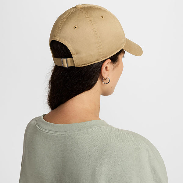 Nike Unisex Club Unstructured Futura Wash Cap