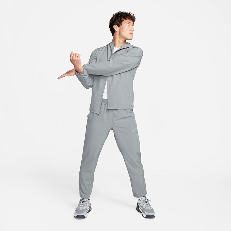 Nike Men's Form Dri-Fit Open-Hem Versatile Pants