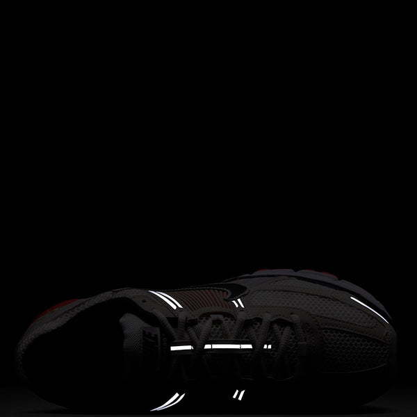 Nike Men's Zoom Vomero 5