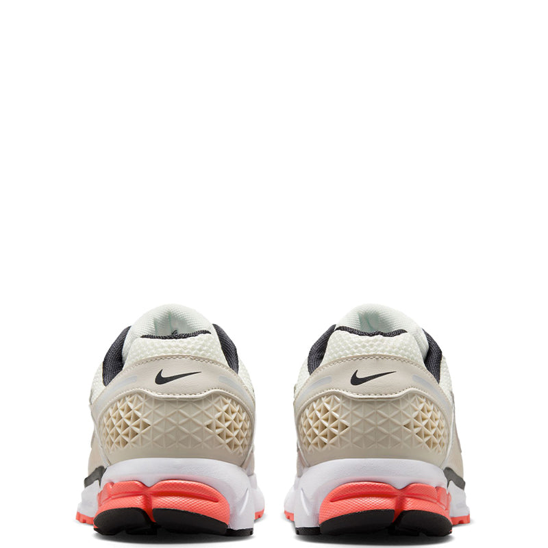 Nike Men's Zoom Vomero 5
