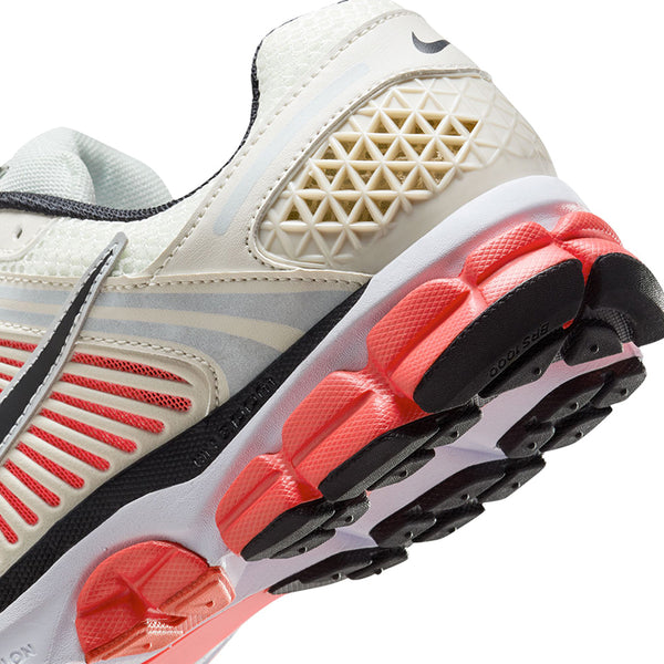 Nike Men's Zoom Vomero 5