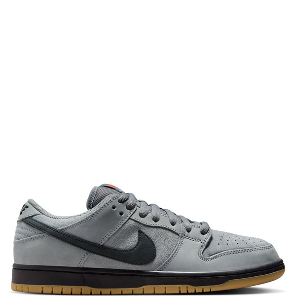 Nike Men's SB Dunk Low Pro Skate Shoes