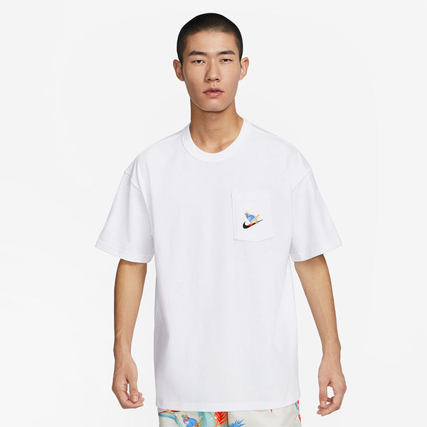Nike Men's Sportswear Premium Essentials Pocket T-Shirt