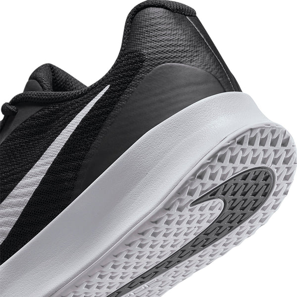 Nike Women's Vapor Lite 3