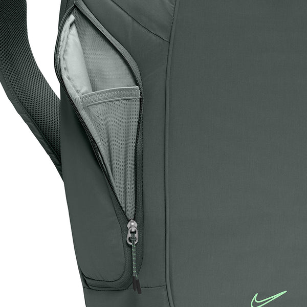 Nike Unisex Sportswear Commute Backpack (25L)