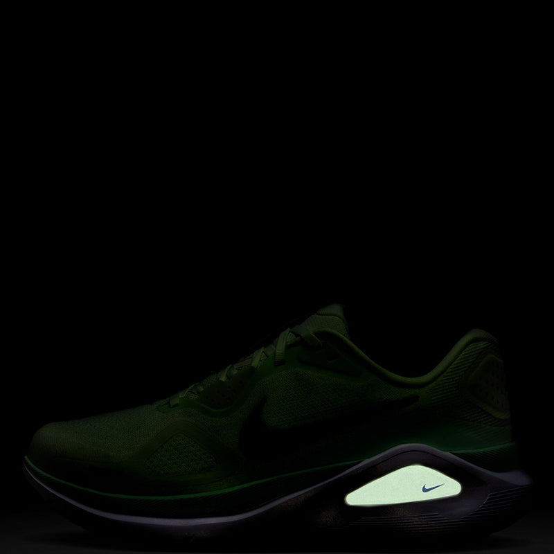 Nike Men's Structure 26