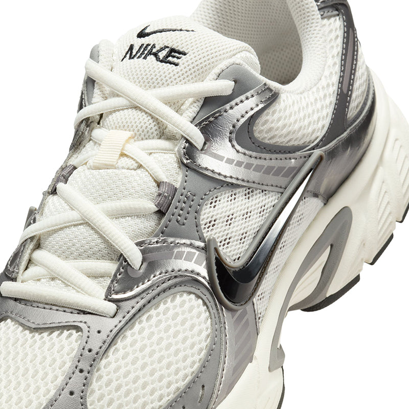 Nike Men's V5 RNR