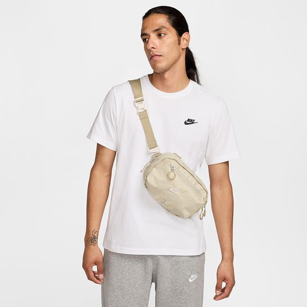 Nike Unisex Hayward Patrol Crossbody Bag (4L)