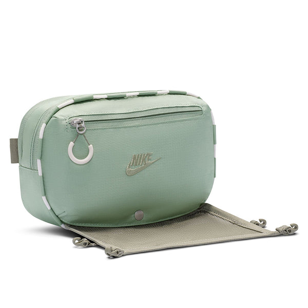 Nike Unisex Hayward Patrol Crossbody Bag (4L)