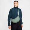 Nike Unisex Aura Crescent Crossbody Bag (4L)