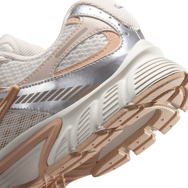 Nike Women's V5 RNR
