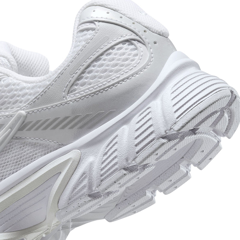 Nike Women's V5 RNR (Reflective Accents)