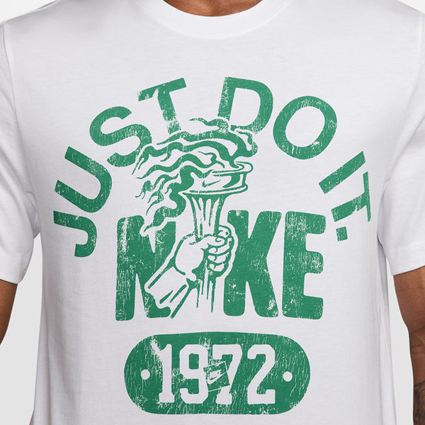 Nike Men's Sportswear T-Shirt