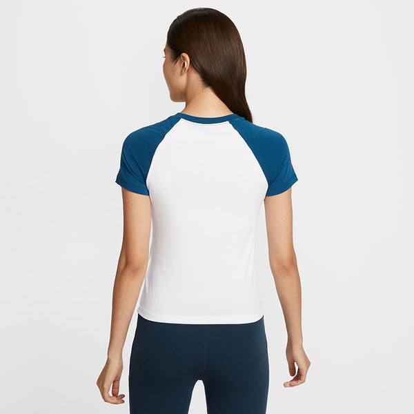 Nike Women's Sportswear Chill Knit Slim Graphic T-Shirt