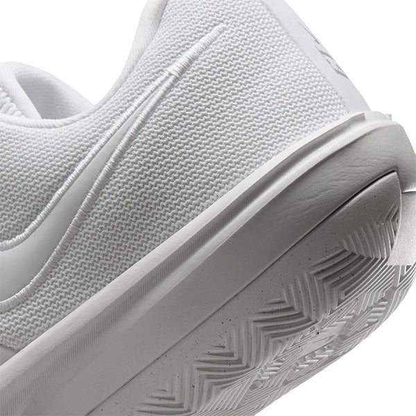 Nike Men's G.T Cut Academy 2 EP