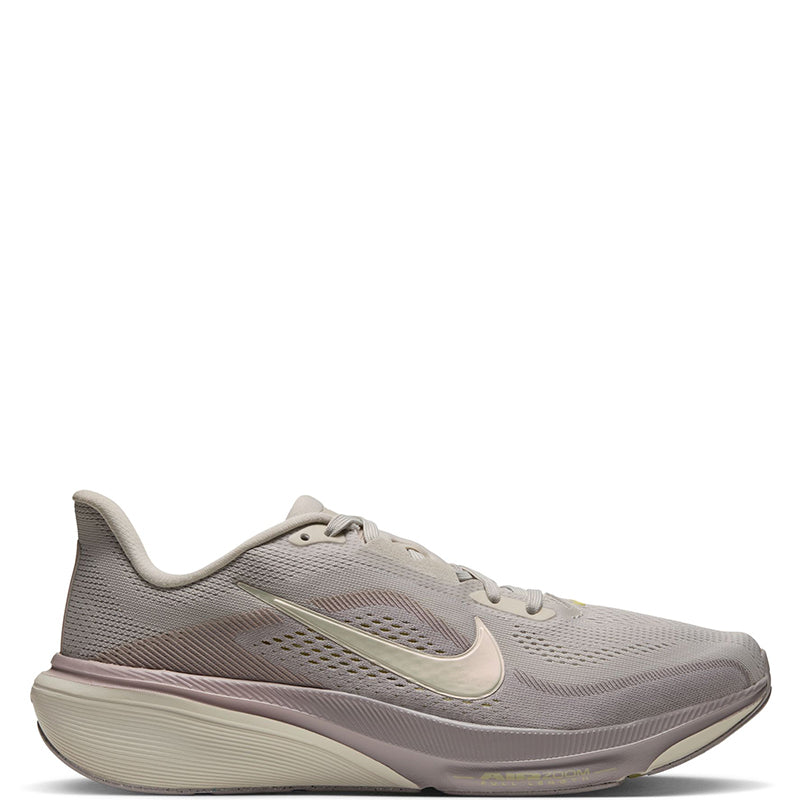 Nike Women's Pegasus 42