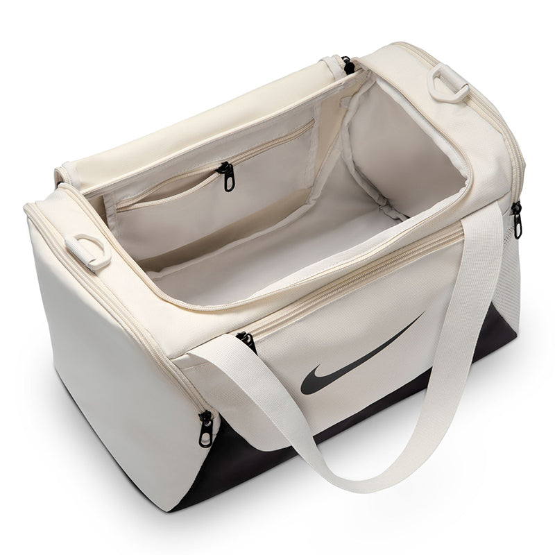 Nike Unisex Brasilia Training Duffel Bag (Extra Small, 24L)