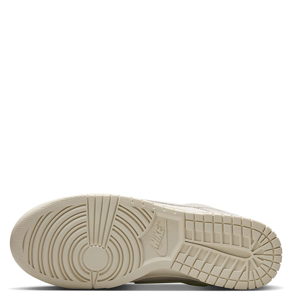 Nike Men's Dunk Low Retro SE