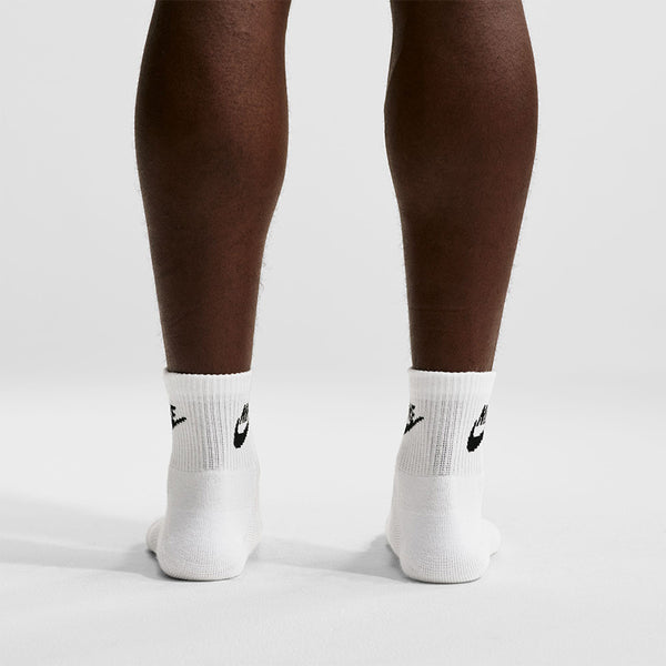 Nike Unisex Everyday Elevated Ankle Socks (3 Pairs)