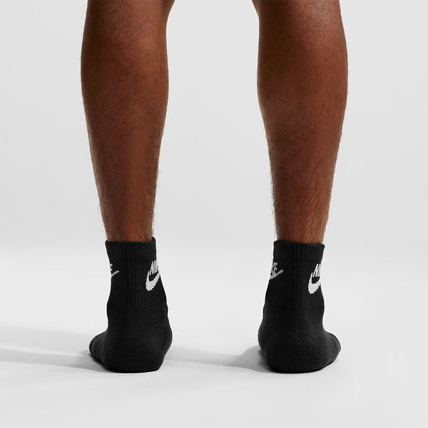 Nike Unisex Everyday Elevated Ankle Socks (3 Pairs)