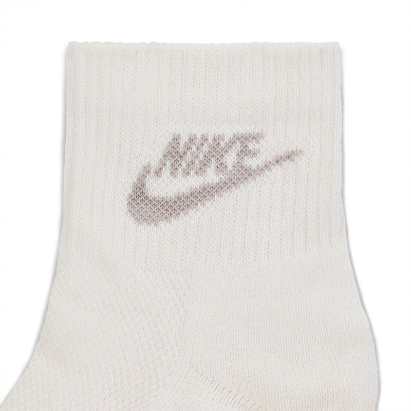 Nike Unisex Everyday Elevated Ankle Socks (3 Pairs)