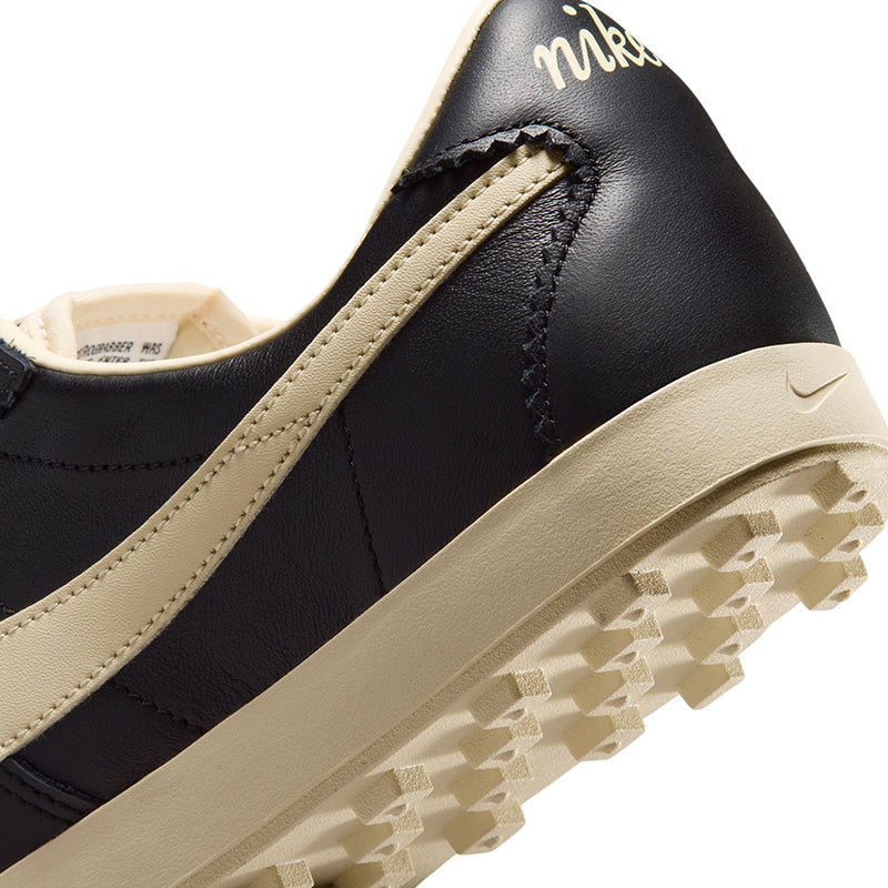 Nike Women's Astrograbber Leather