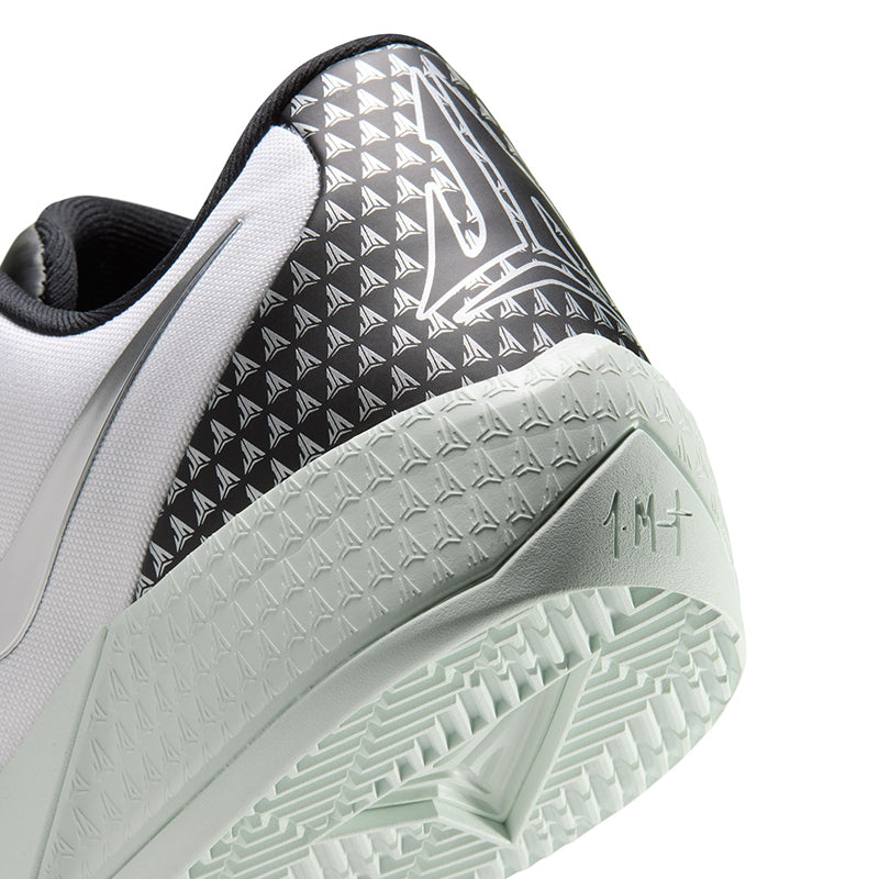 Nike Men's Twelve Time EP