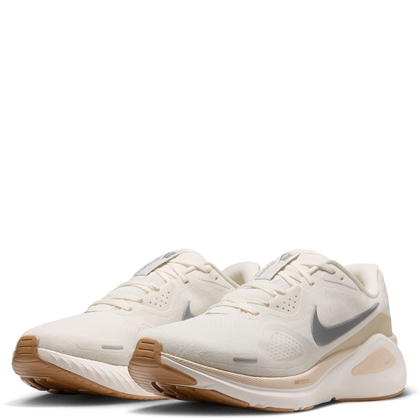 Nike Men's Structure 26