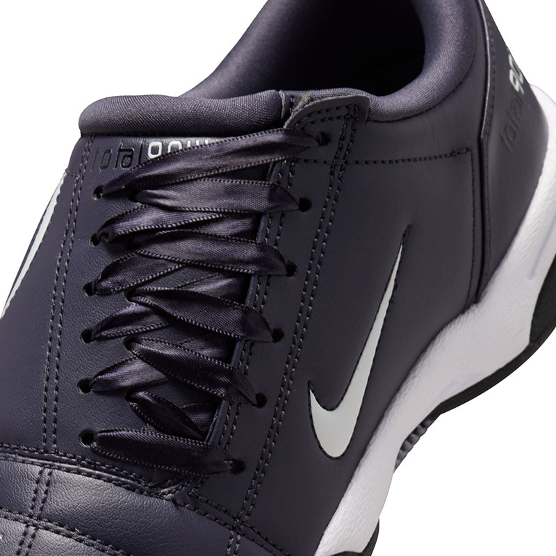 Nike Women's Total 90