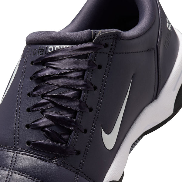 Nike Women's Total 90