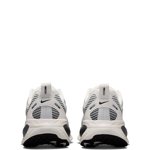 Nike Women's  Vomero 18