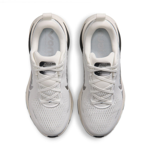 Nike Women's  Vomero 18