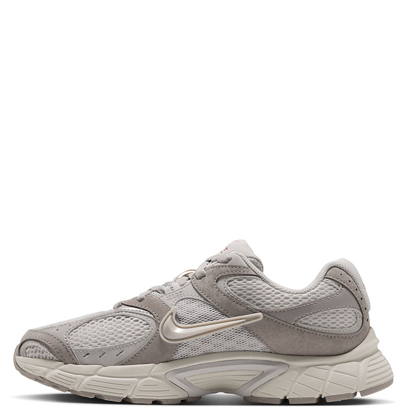 Nike Women's V5 RNR LX