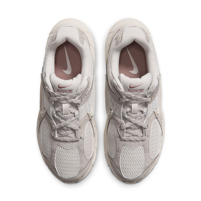 Nike Women's V5 RNR LX