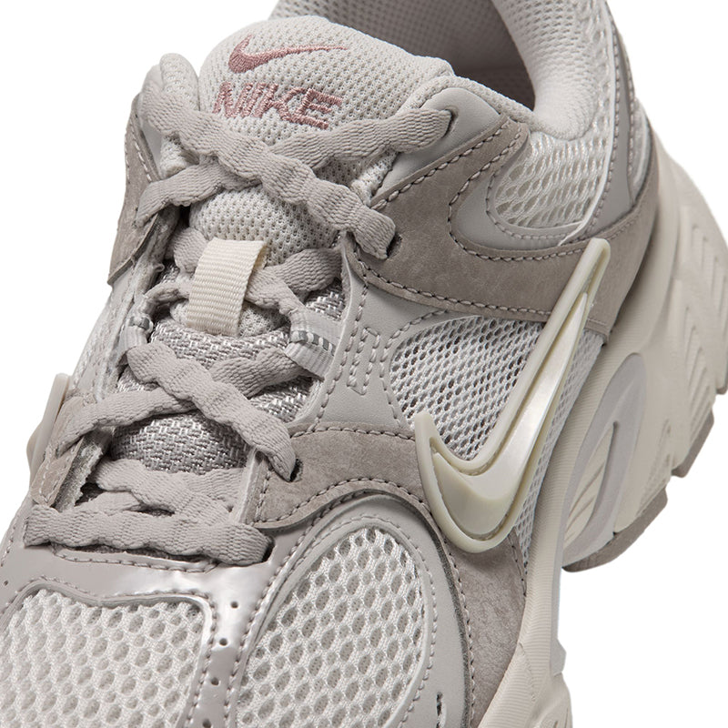 Nike Women's V5 RNR LX