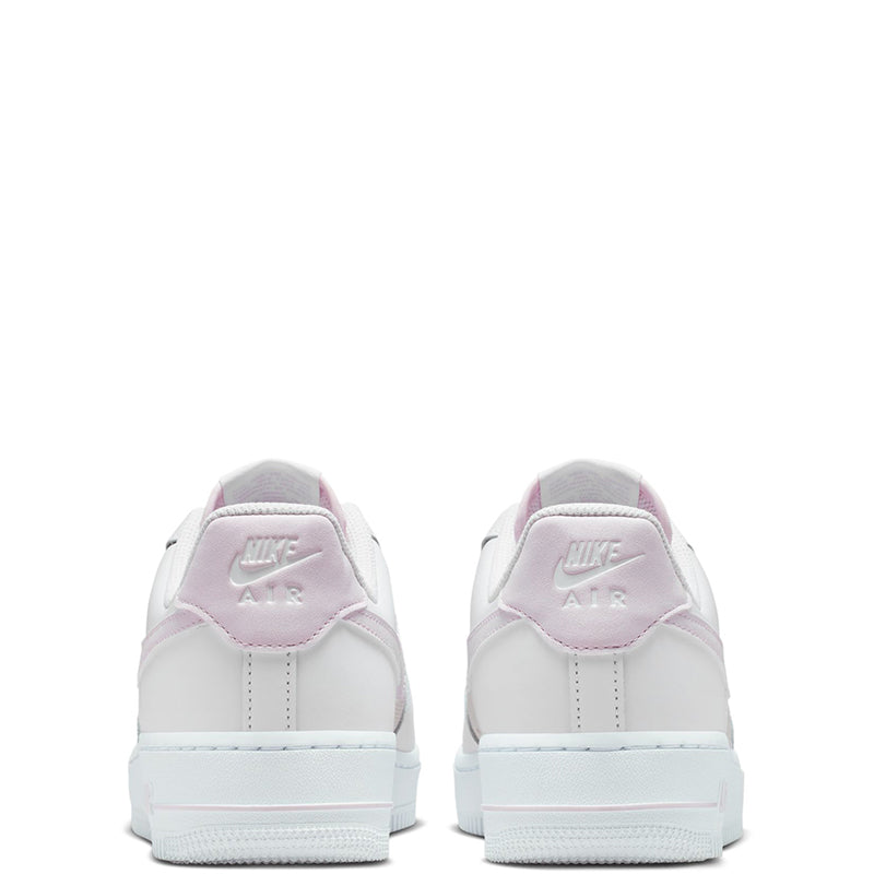 Nike Women's Air Force 1 '07 SE