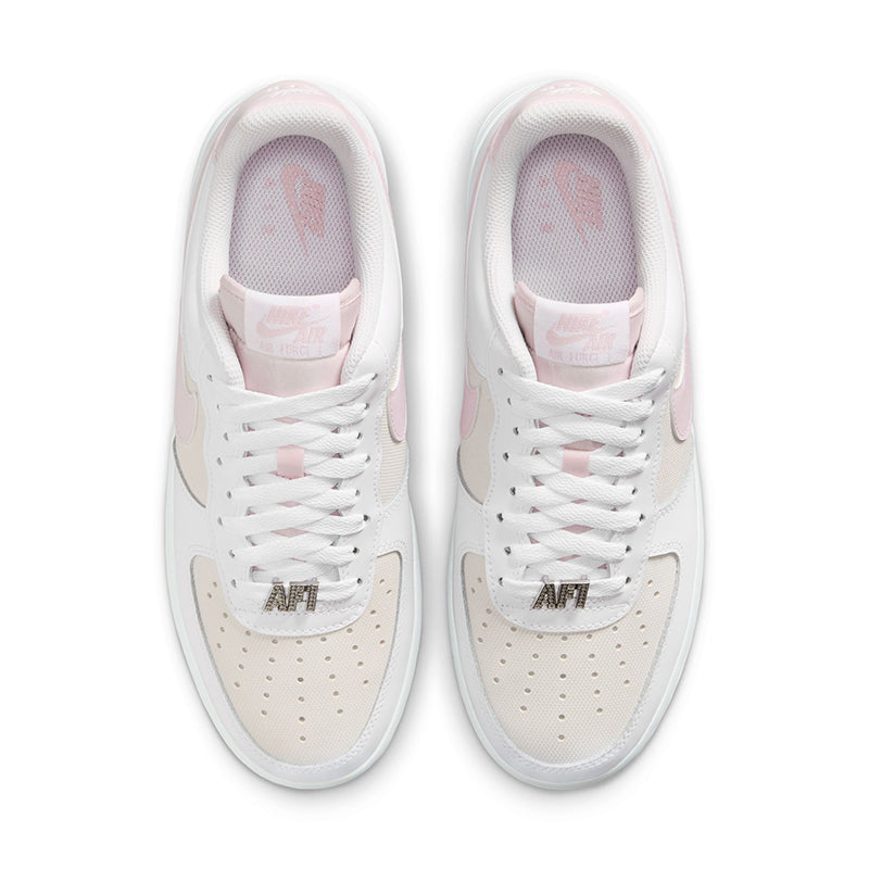 Nike Women's Air Force 1 '07 SE